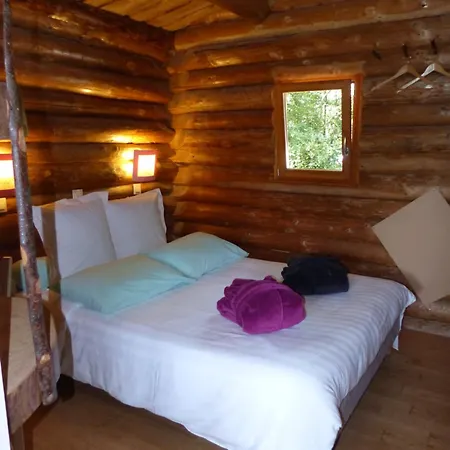 La Céleste, Privé Chalet