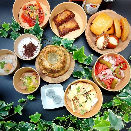 La Céleste, Privé Chalet